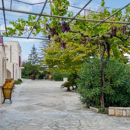 Masseria Trulli Bruni Locorotondo