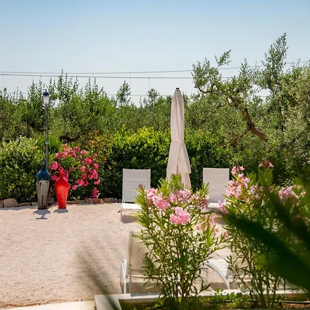 Masseria Trulli Bruni *