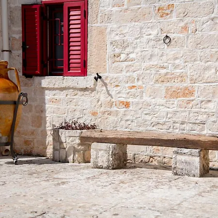 בית נופש Masseria Trulli Bruni לוקורוטונדו