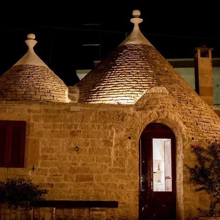 Masseria Trulli Bruni * לוקורוטונדו